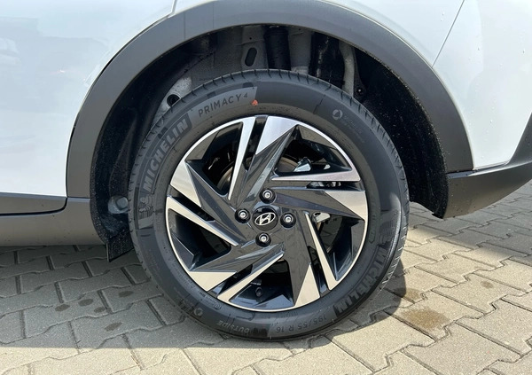Hyundai Bayon cena 88400 przebieg: 1, rok produkcji 2024 z Ćmielów małe 137